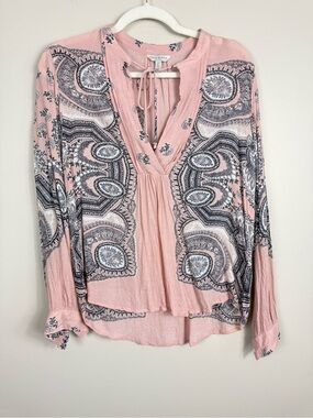 Lucky Brand Top Womens Small Pink Black Paisley Boho Indie Hippie V-Neck Pastel